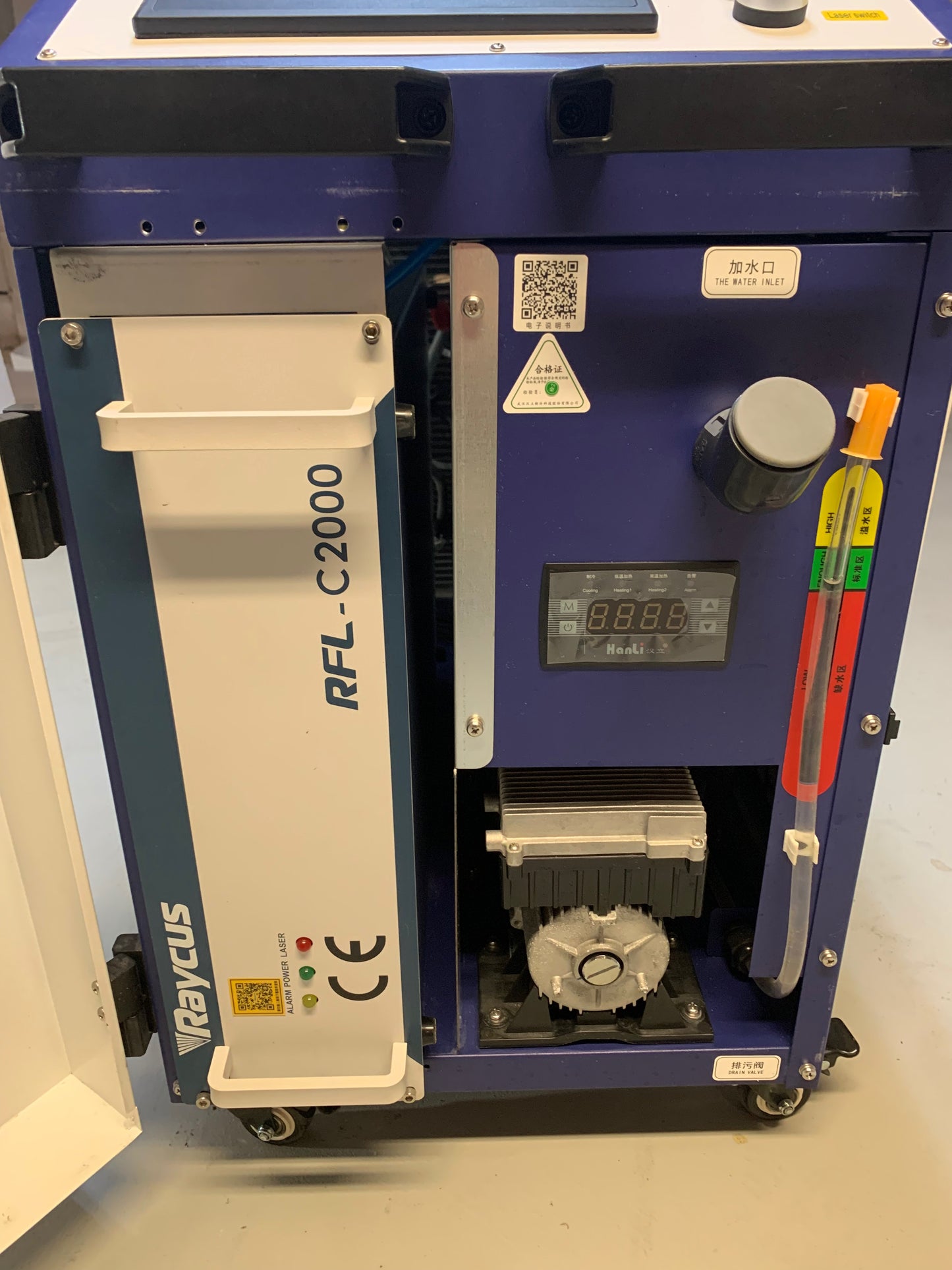 2000W SUP Fiber Laser Cleaning Rust Removal Machine